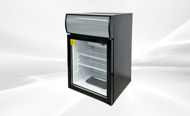 NSF Commercial  Merchandising countertop refrigerator LC-120