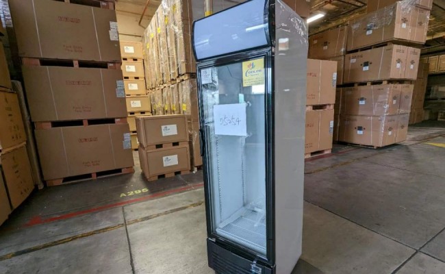 Clearance NSF Drink Beverage glass door refrigerator 05254