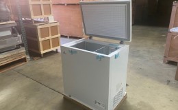 NSF 30 inches Solid Top Chest Freezer 5 cu ft XF-152