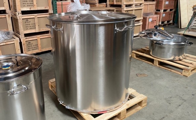 Polished Stainless Steel 750l/825qt Stock Pot D39H39